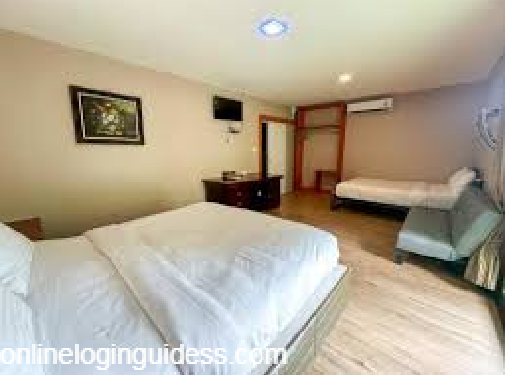 Exploring the Hotel Experiences on GoodMoodDotCom